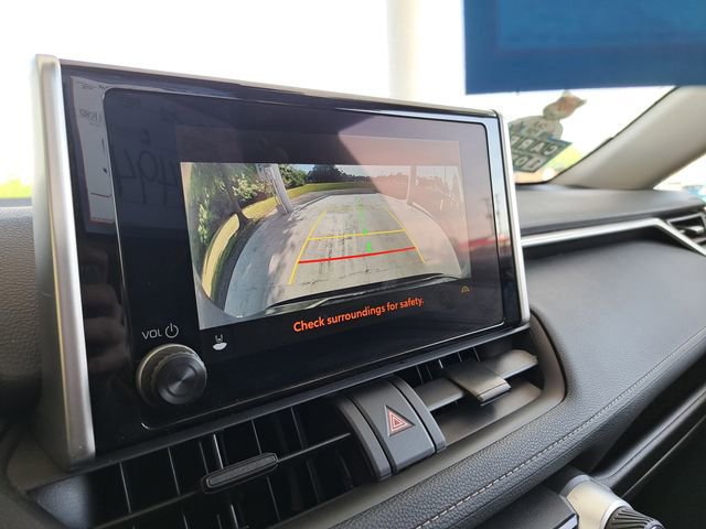 Used 2025 Toyota RAV4 XLE w/ Convenience Package AWD/4WD image 11