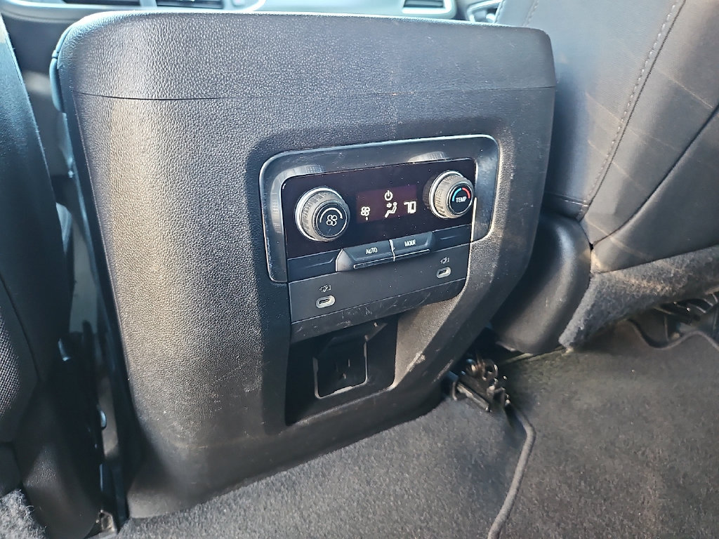 Used 2022 Chevrolet Tahoe LS w/ Driver Alert Package RWD image 15