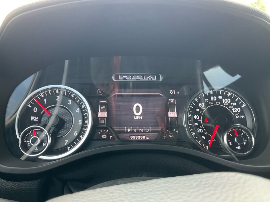 Used 2020 RAM 1500 Laramie AWD/4WD image 22