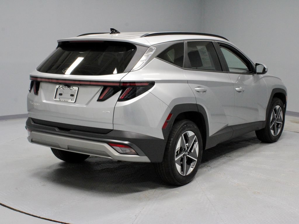 Used 2025 Hyundai Tucson SEL AWD/4WD image 11