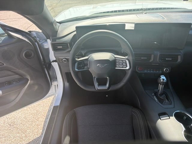 Certified 2025 Ford Mustang Coupe RWD image 19