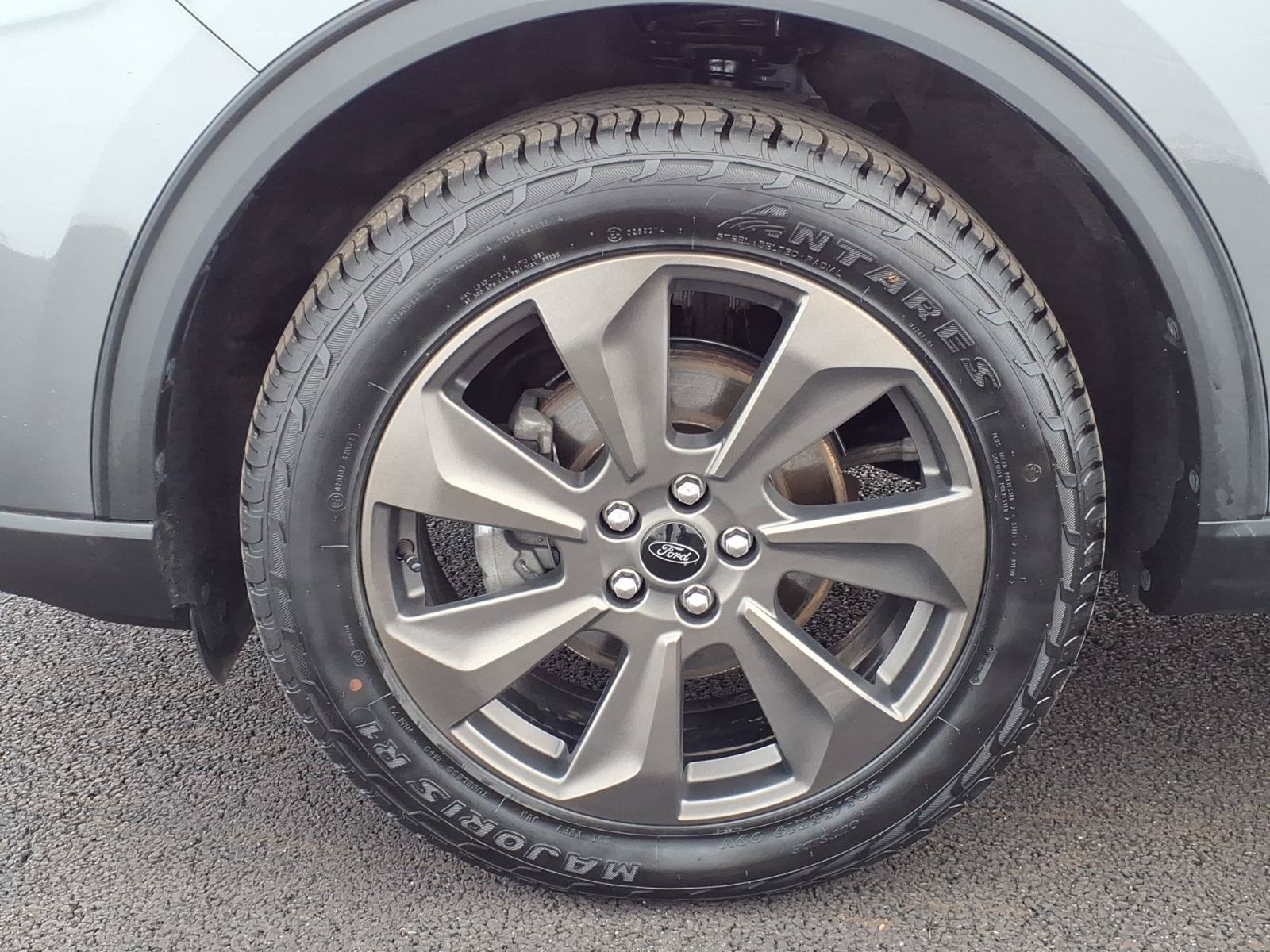 Certified 2024 Ford Escape Platinum AWD/4WD image 7