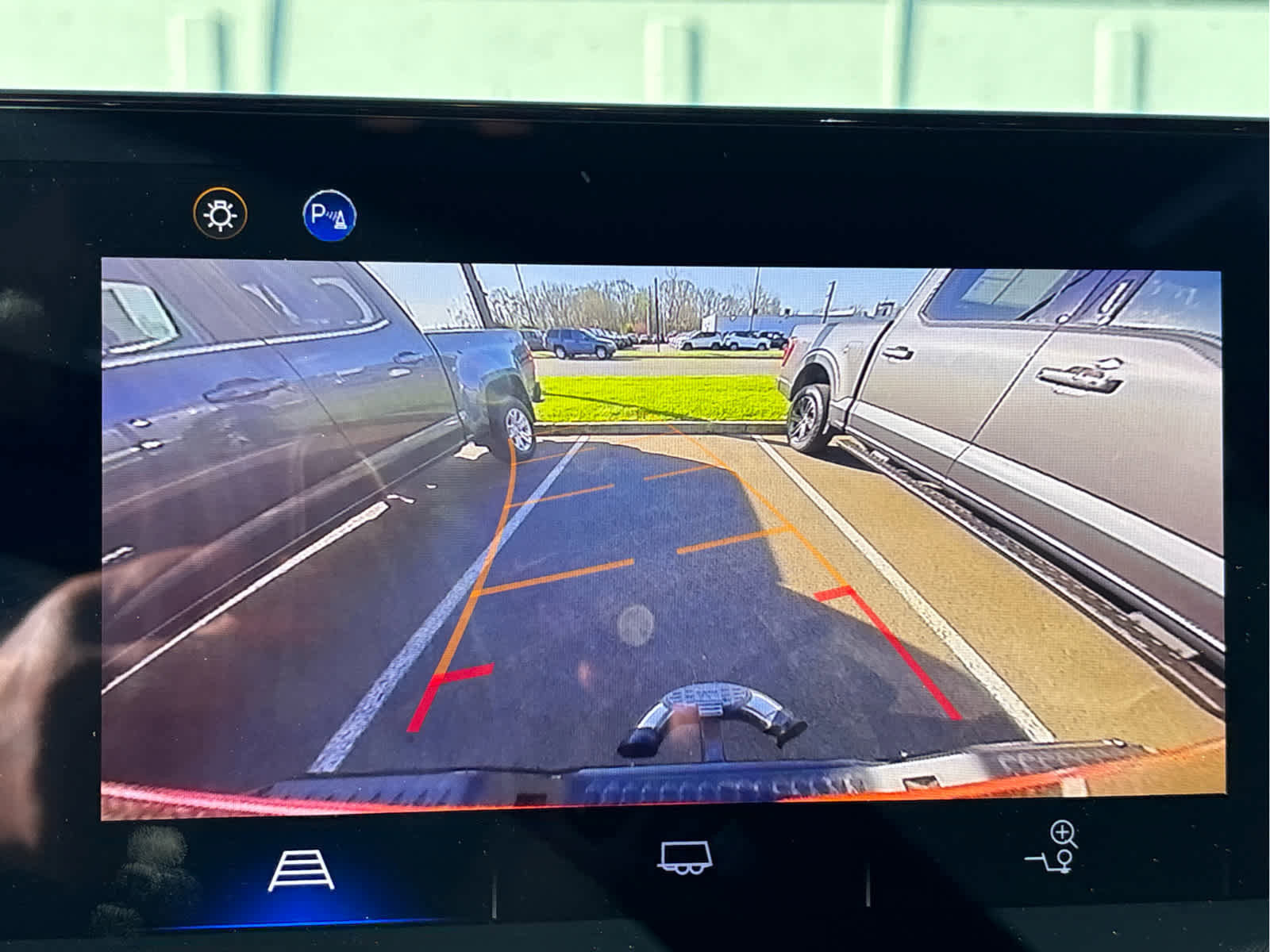 Used 2023 Chevrolet Colorado Z71 w/ Z71 Convenience Package 2 image 16