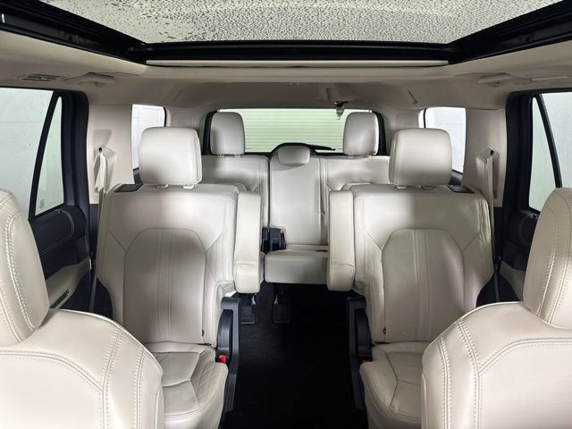Certified 2023 Ford Expedition Platinum AWD/4WD image 12