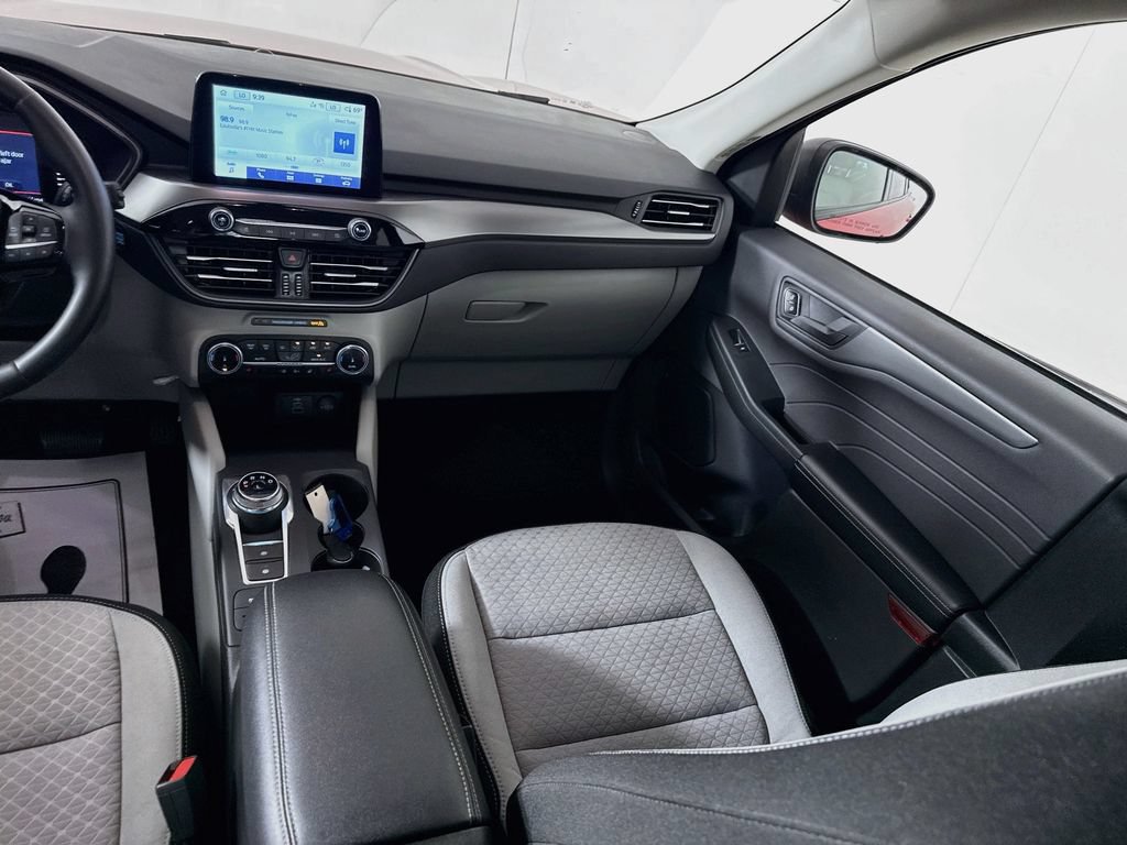 Certified 2024 Ford Escape Active w/ Cold Weather Package FWD image 22