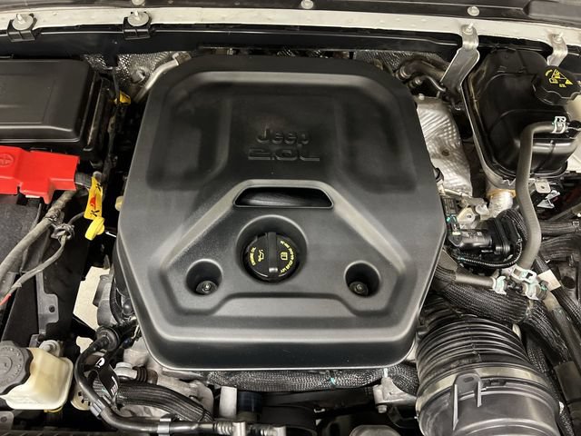 Used 2024 Jeep Wrangler Unlimited AWD/4WD image 11