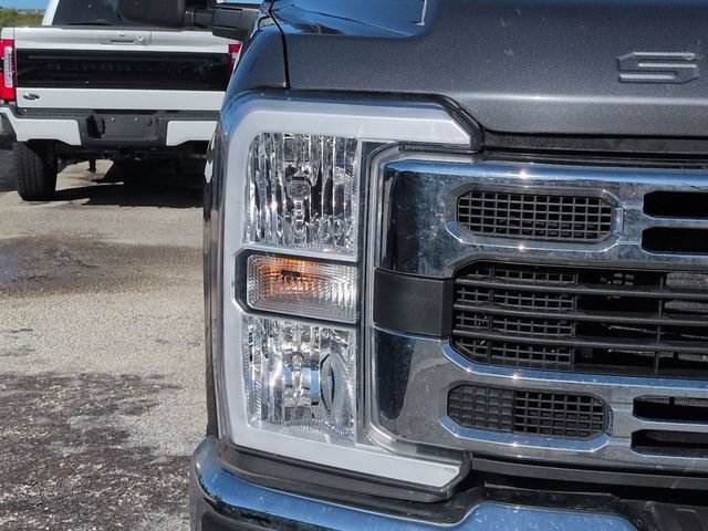 Certified 2026 Ford F350 XLT w/ FX4 Off-Road Package AWD/4WD image 10
