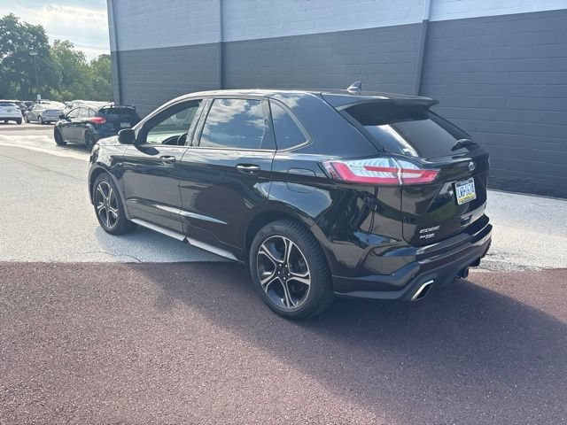 Certified 2019 Ford Edge ST w/ Cold Weather Package AWD/4WD image 27