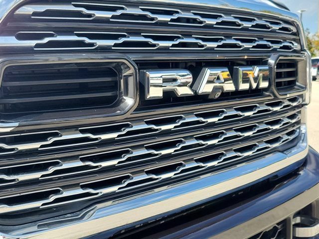 Used 2022 RAM 2500 Limited w/ Towing Technology Group AWD/4WD image 15