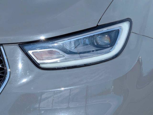 Used 2025 Chrysler Pacifica Select FWD image 10