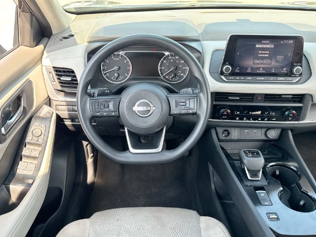 Used 2024 Nissan Rogue SV FWD image 14