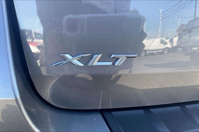 Certified 2022 Ford Explorer XLT w/ Equipment Group 202A image 8