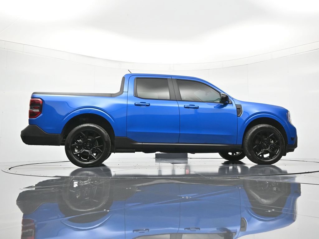 Certified 2025 Ford Maverick Lariat w/ Black Appearance Package AWD/4WD image 39