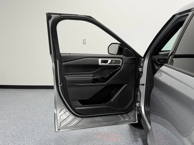 Certified 2022 Ford Explorer ST AWD/4WD image 13