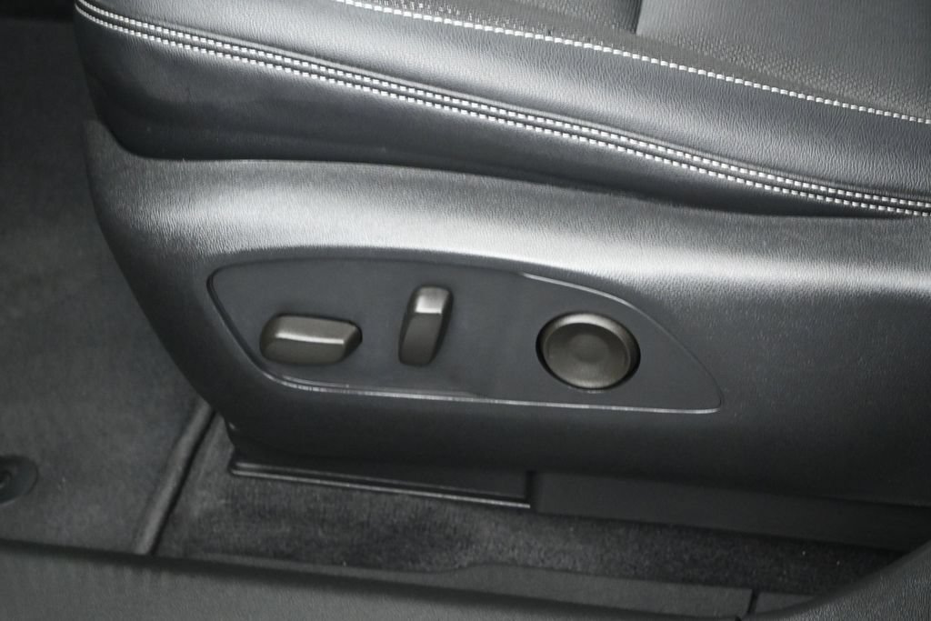 Used 2024 Chevrolet Blazer EV LT AWD/4WD image 10