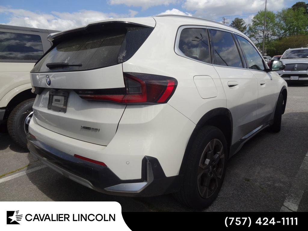 Used 2023 BMW X1 xDrive28i w/ Convenience Package AWD/4WD image 5