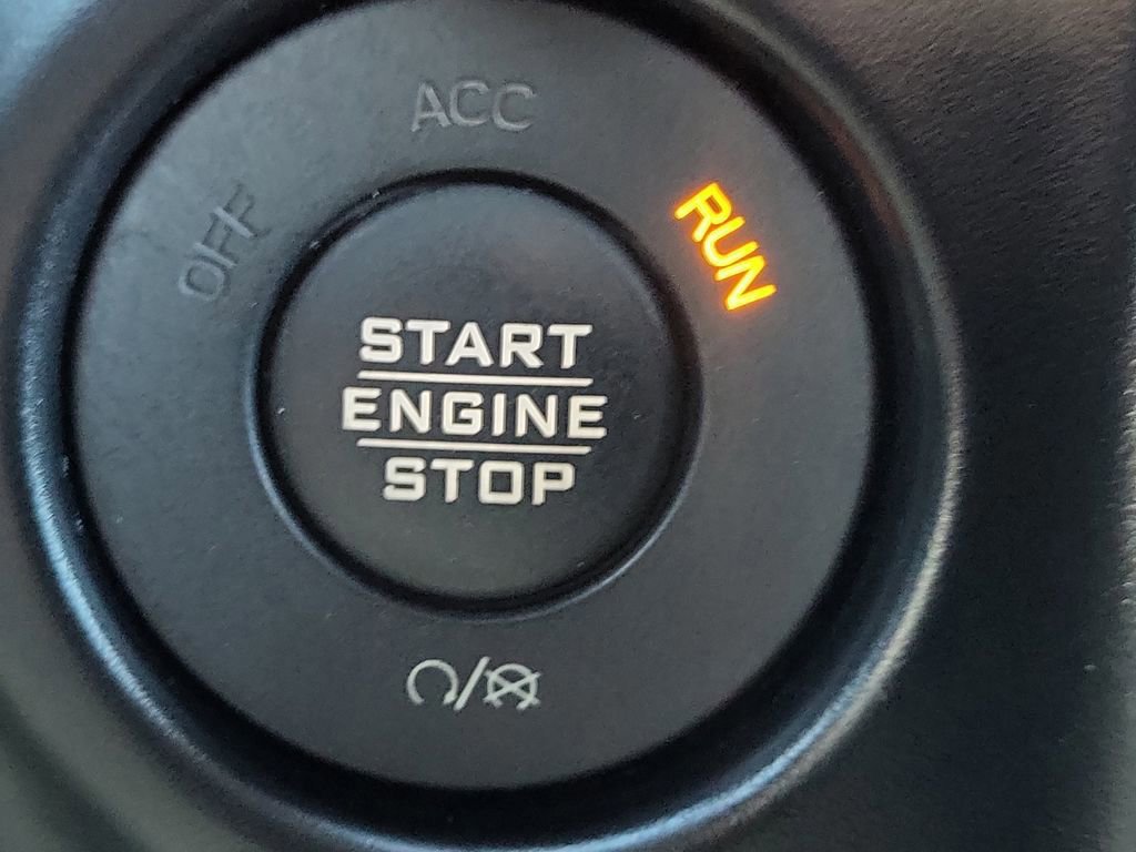 Used 2020 Jeep Wrangler Unlimited Rubicon w/ Cold Weather Group image 32