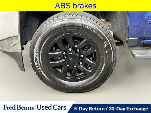 Used 2018 Chevrolet Silverado 2500 LT AWD/4WD image 34