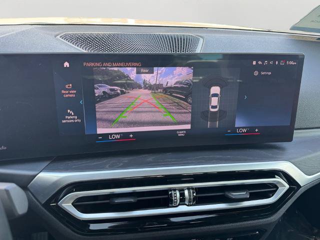 Used 2023 BMW 330i xDrive Sedan w/ Driving Assistance Package AWD/4WD image 21
