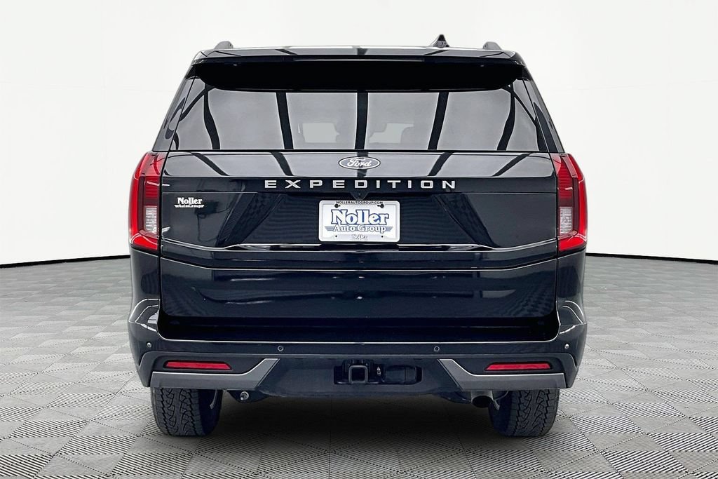 Certified 2025 Ford Expedition Max Active AWD/4WD image 4