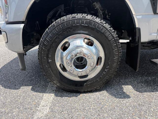 Certified 2024 Ford F350 Limited w/ FX4 Off-Road Package AWD/4WD image 24