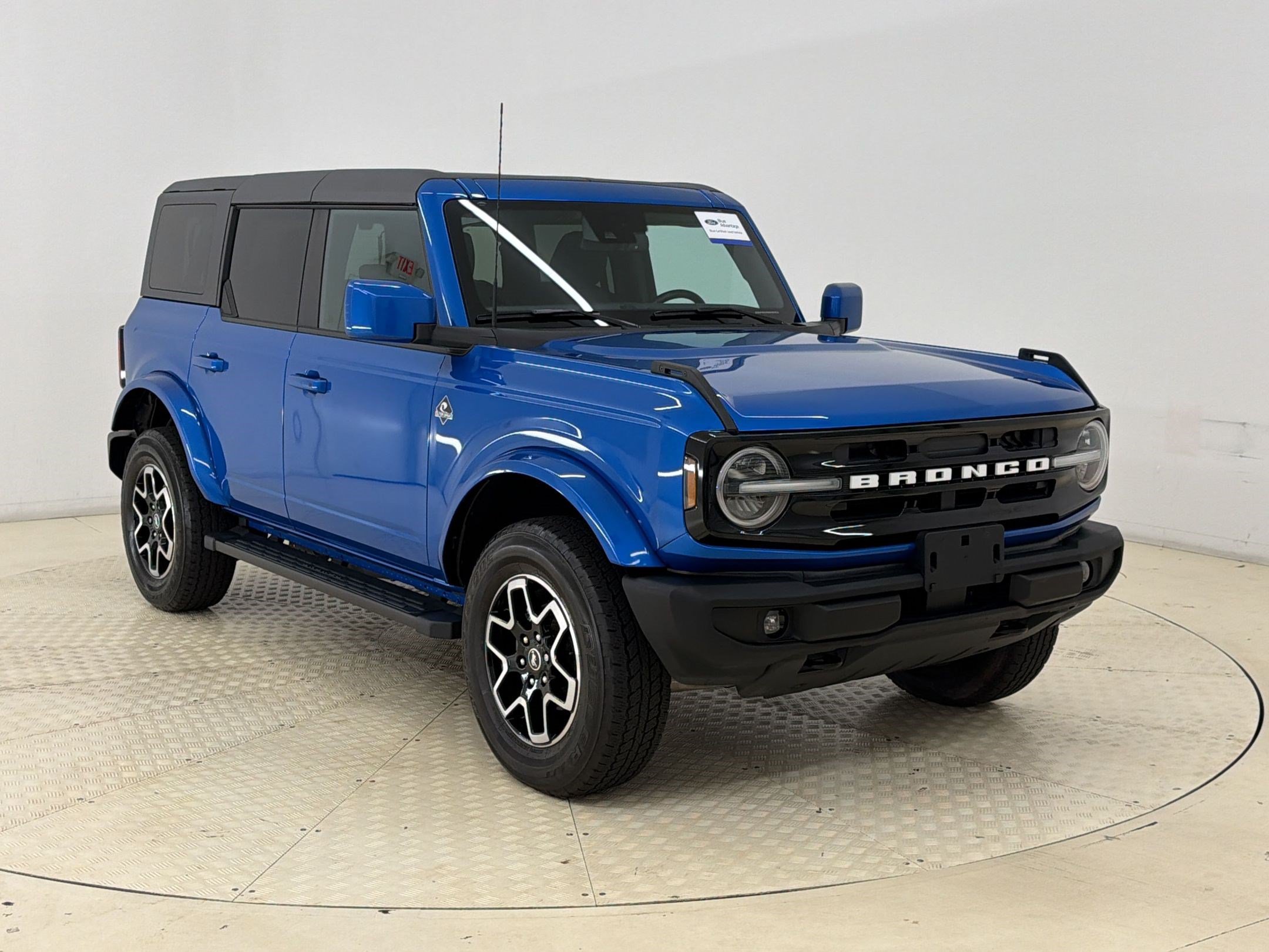 Certified 2023 Ford Bronco Outer Banks AWD/4WD image 7