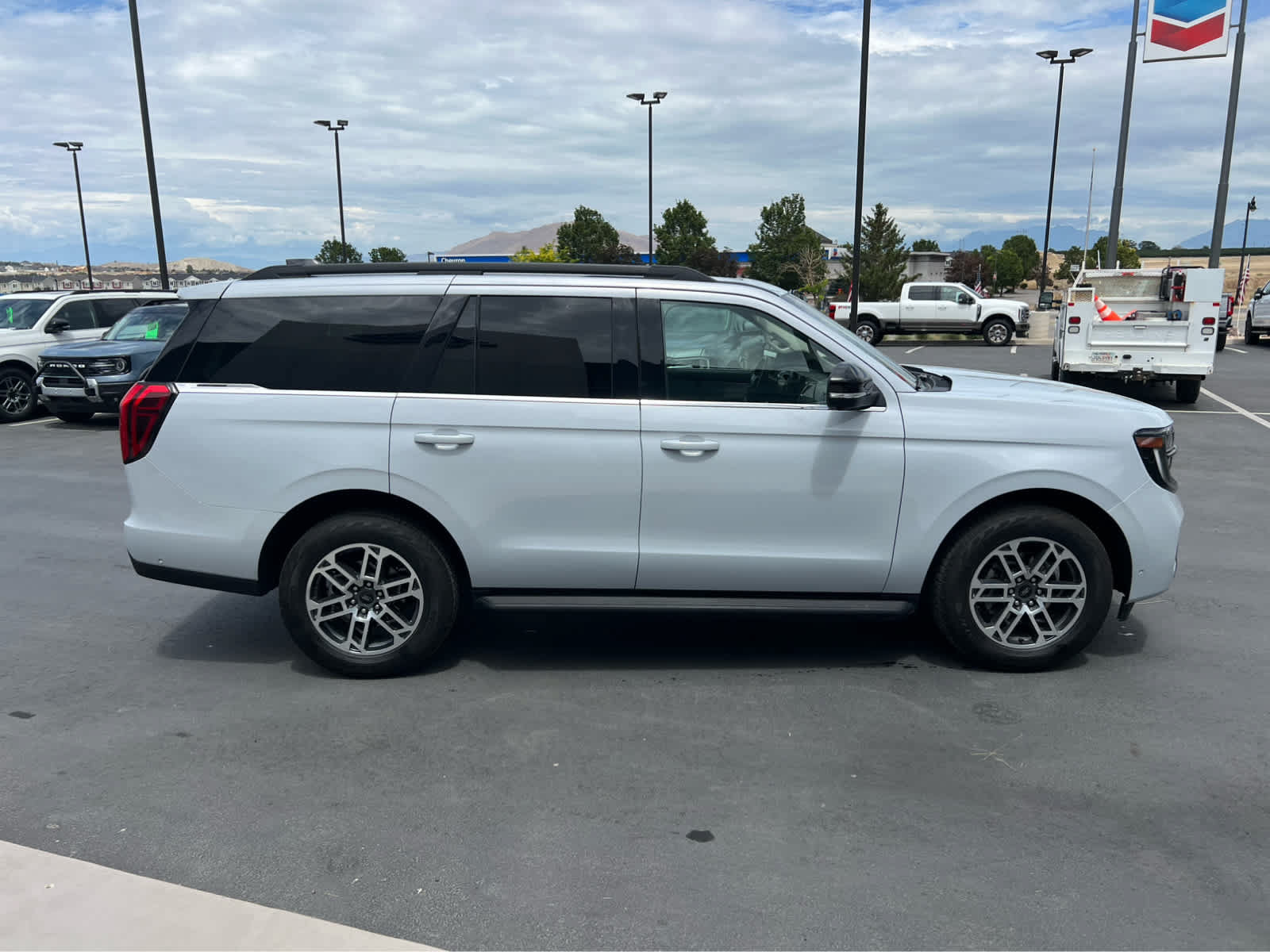 Certified 2025 Ford Expedition Active AWD/4WD image 6