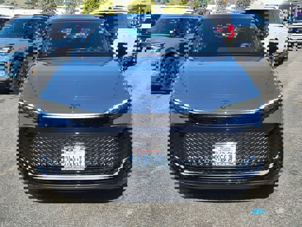 Used 2026 Toyota Crown AWD/4WD image 9