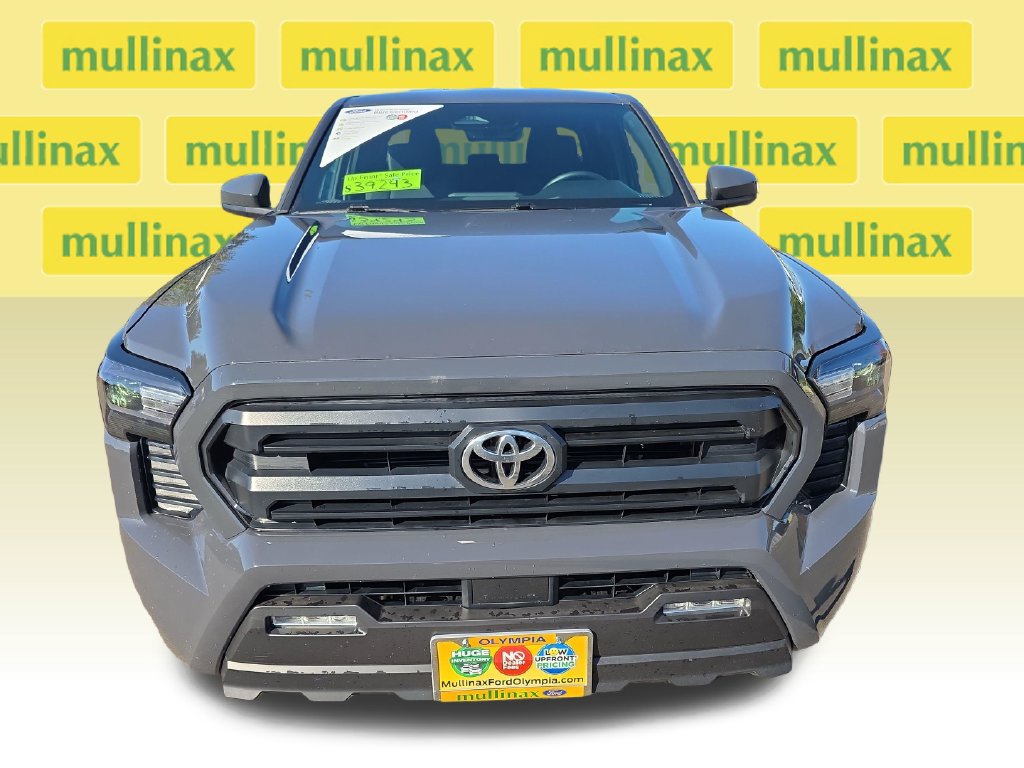Used 2026 Toyota Tacoma SR5 AWD/4WD image 8