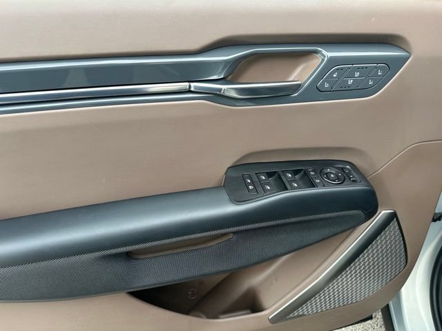 Used 2024 Kia EV9 GT-Line AWD/4WD image 23
