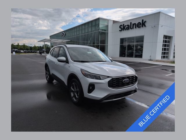 Certified 2025 Ford Escape ST-Line Select AWD/4WD image 1