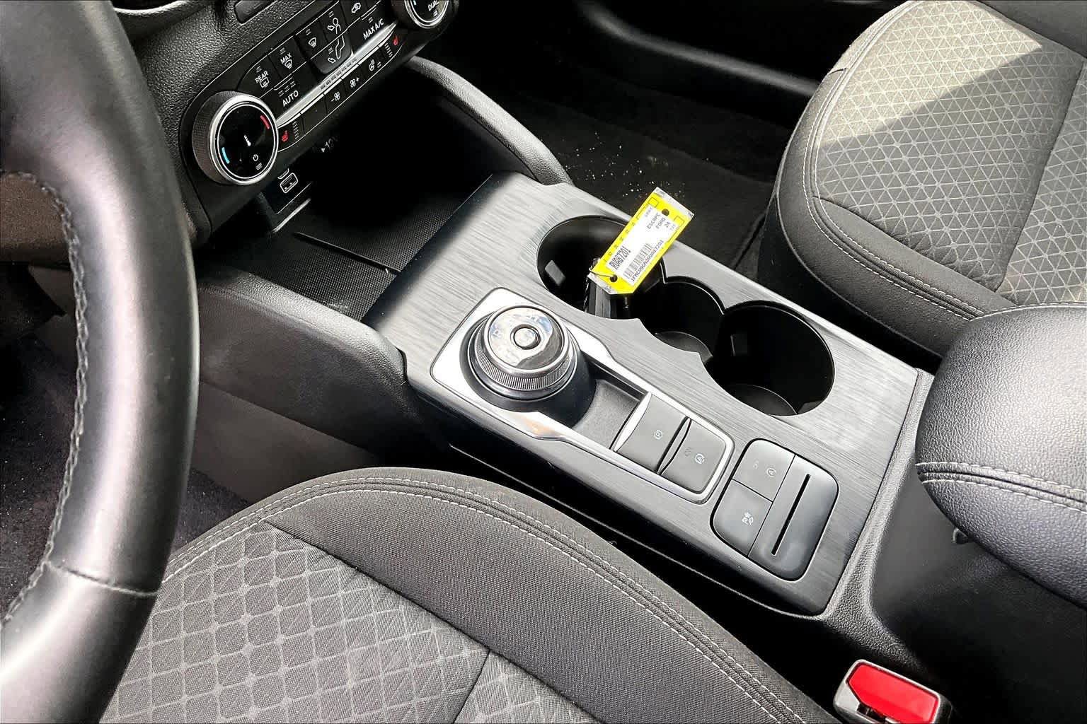 Certified 2024 Ford Escape Active AWD/4WD image 17