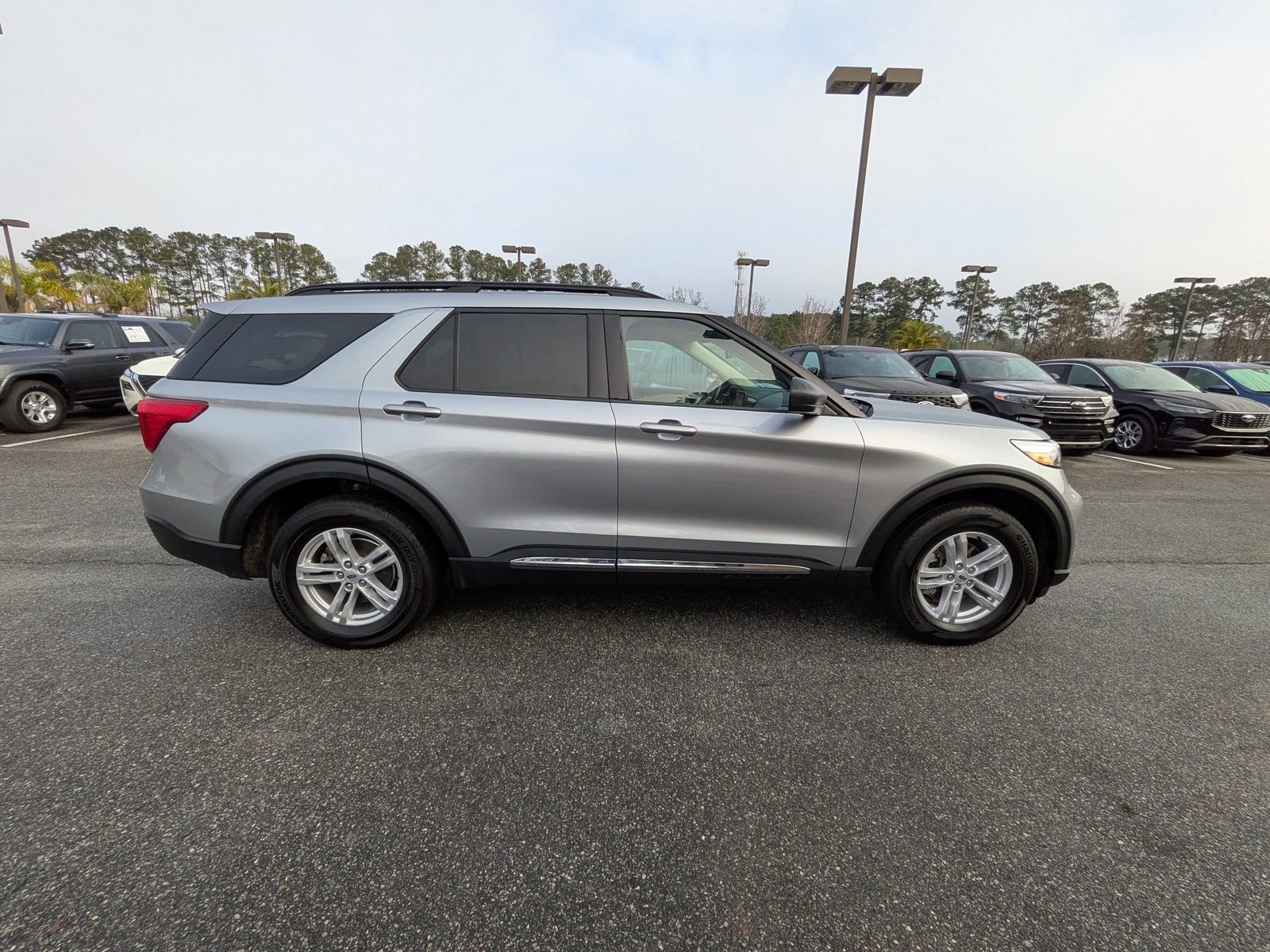 Certified 2023 Ford Explorer XLT w/ Equipment Group 202A image 6