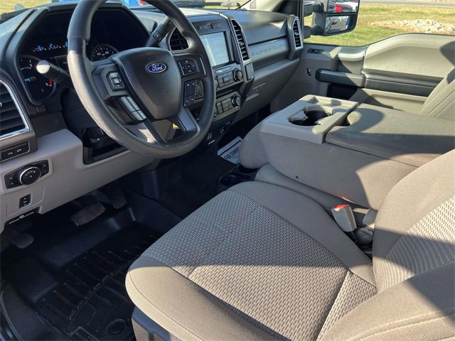 Certified 2017 Ford F350 XLT w/ XLT Premium Package image 25