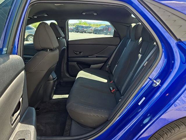 Used 2025 Hyundai Elantra Sport FWD image 36