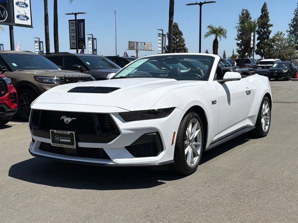 Certified 2025 Ford Mustang GT Premium RWD image 4