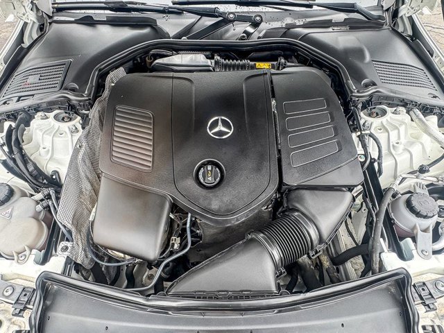 Used 2022 Mercedes-Benz C 300 4MATIC Sedan image 32