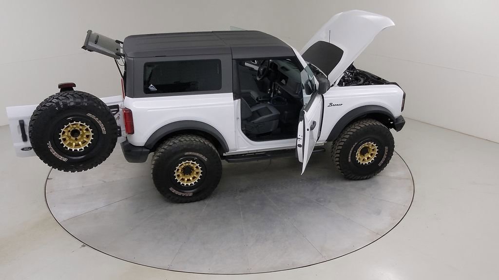 Certified 2024 Ford Bronco Black Diamond AWD/4WD image 48