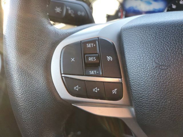 Certified 2023 Ford Explorer XLT image 17