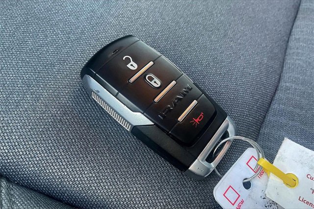 Used 2021 RAM 1500 Big Horn image 13