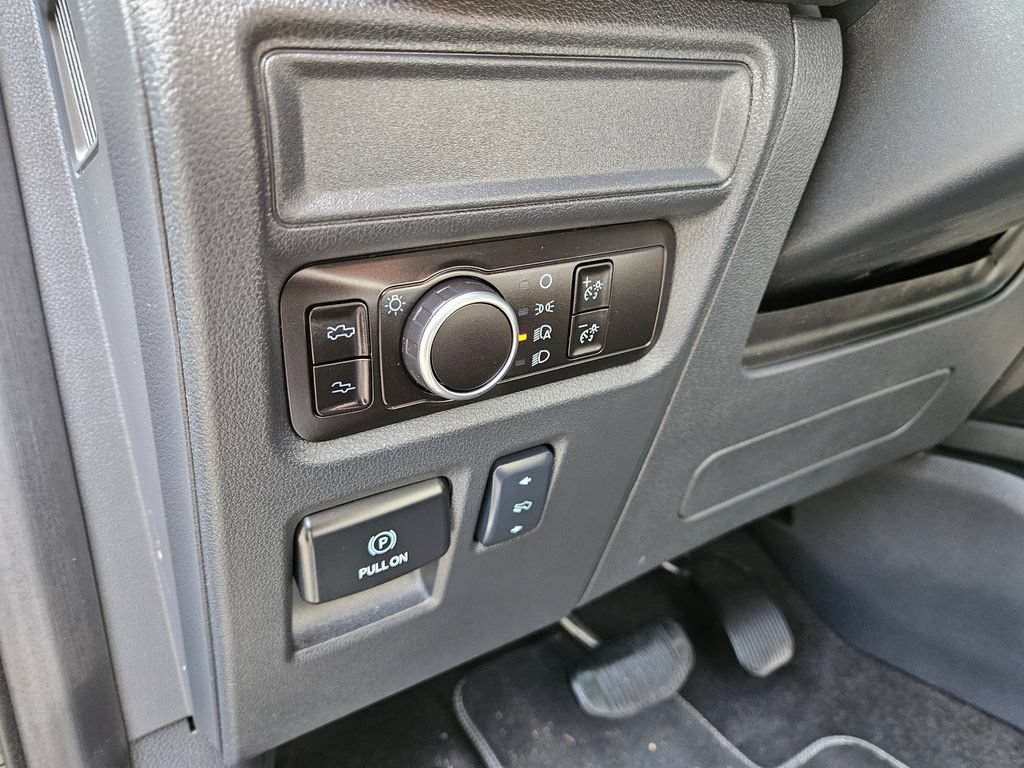 Certified 2025 Ford F150 Lightning Platinum AWD/4WD image 27