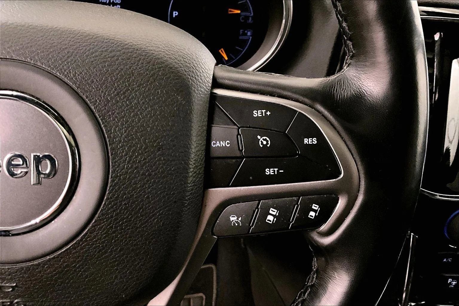 Used 2021 Jeep Grand Cherokee Limited w/ Quick Order Package 28K 80th image 18