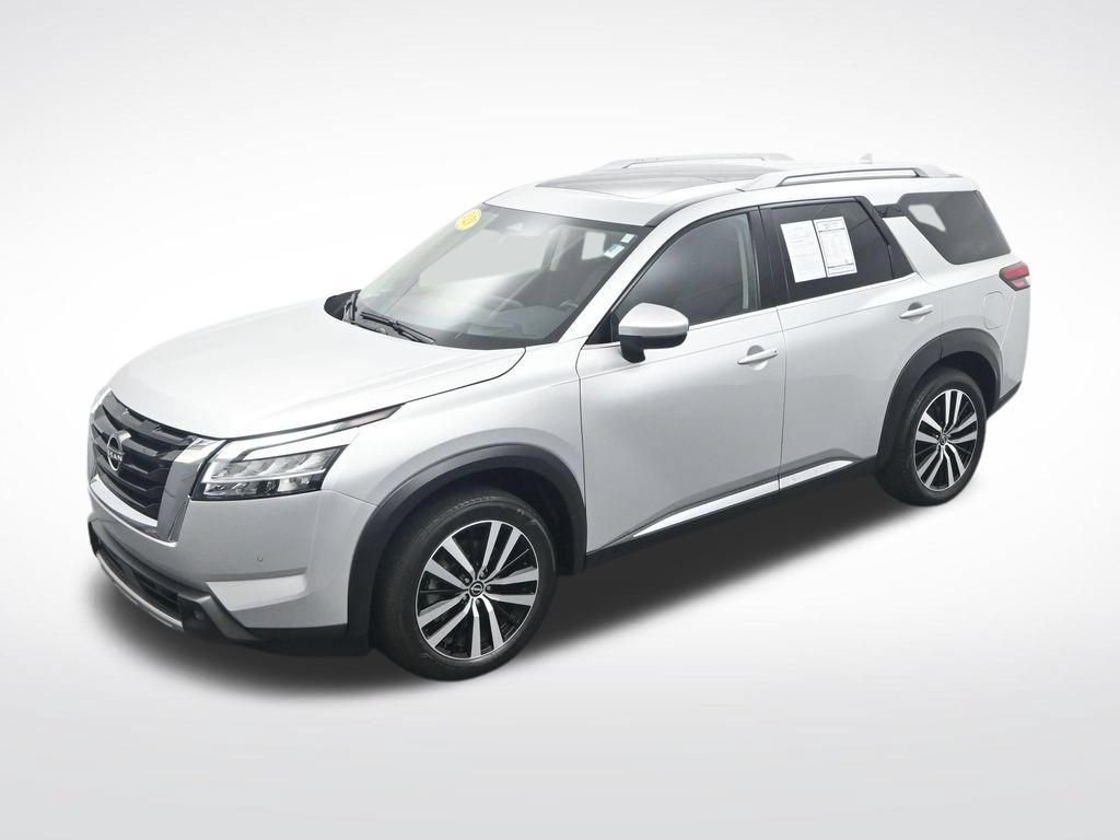 Used 2023 Nissan Pathfinder Platinum AWD/4WD image 31