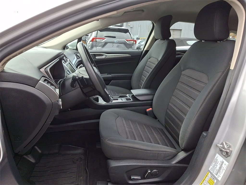 Certified 2019 Ford Fusion SE image 14