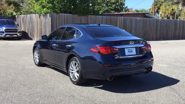 Used 2019 INFINITI Q70 Luxe image 3