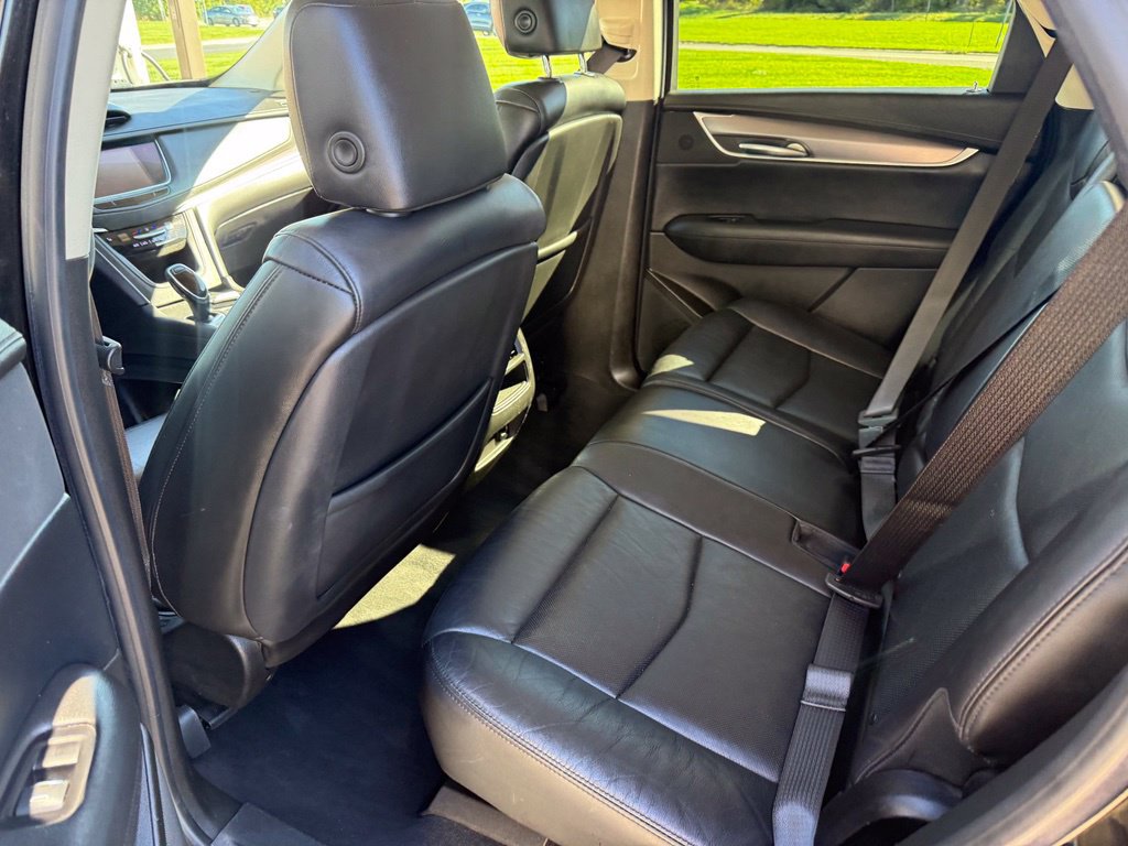 Used 2017 Cadillac XT5 Luxury w/ Driver Awareness Package FWD image 22