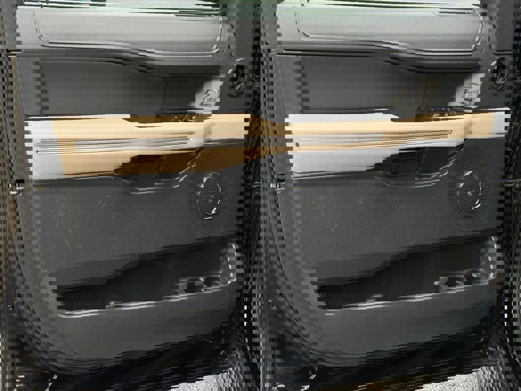 Certified 2024 Ford Expedition Limited image 25