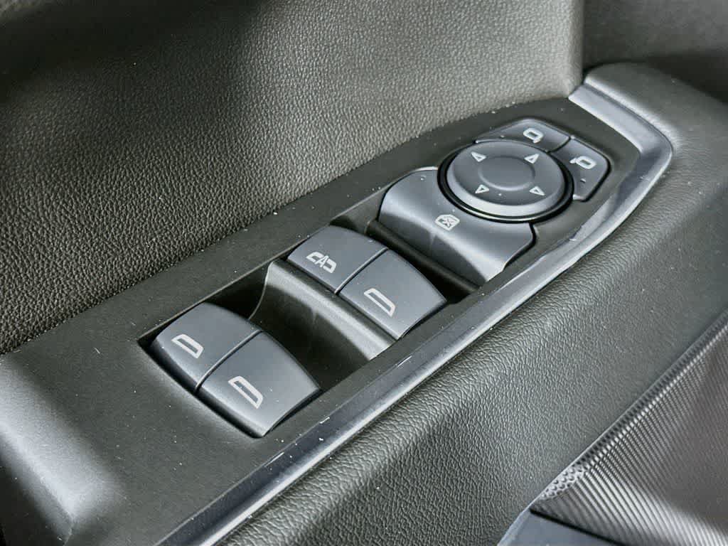 Used 2025 Chevrolet Silverado 1500 LT RWD image 29