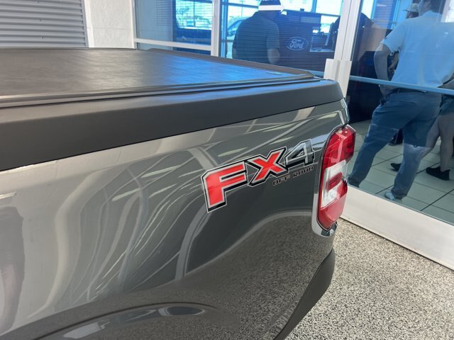 Certified 2024 Ford Maverick Lariat w/ FX4 Off-Road Package AWD/4WD image 18
