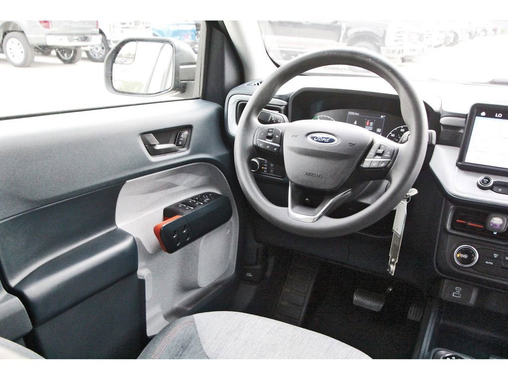 Certified 2023 Ford Maverick XLT FWD image 11